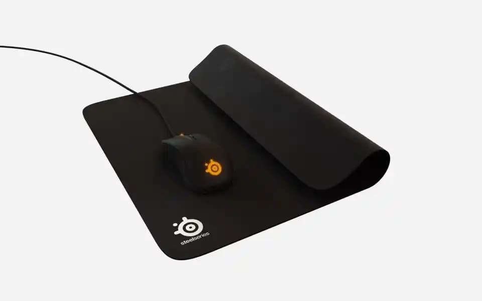 SteelSeries QcK+ Oyun Mouse Padleri: Yüksek Performans ve Dayanıklılık