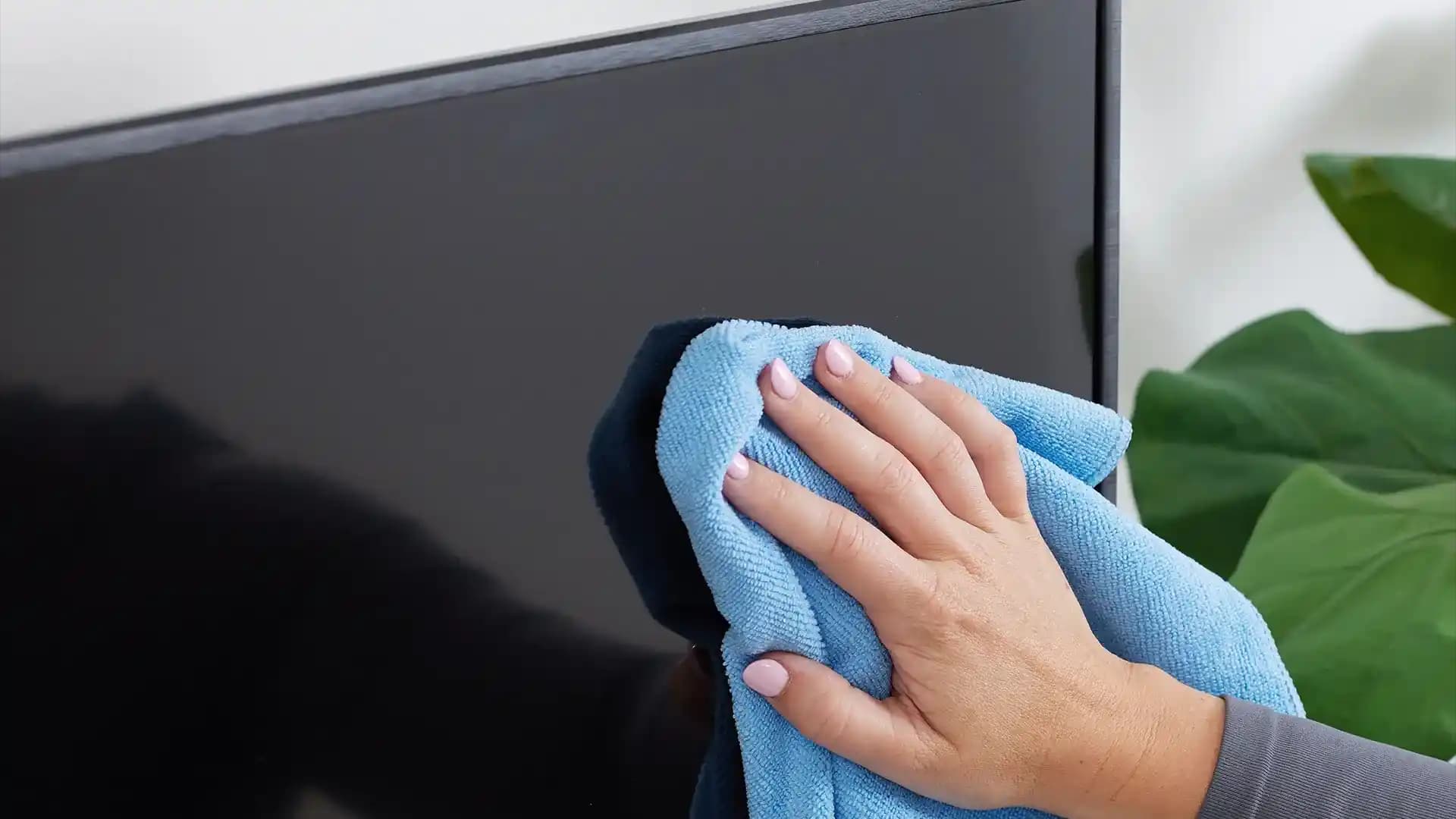 Televizyon Ekranı Nasıl Temizlenir? Doğru Temizlik Yöntemleri ve İpuçları