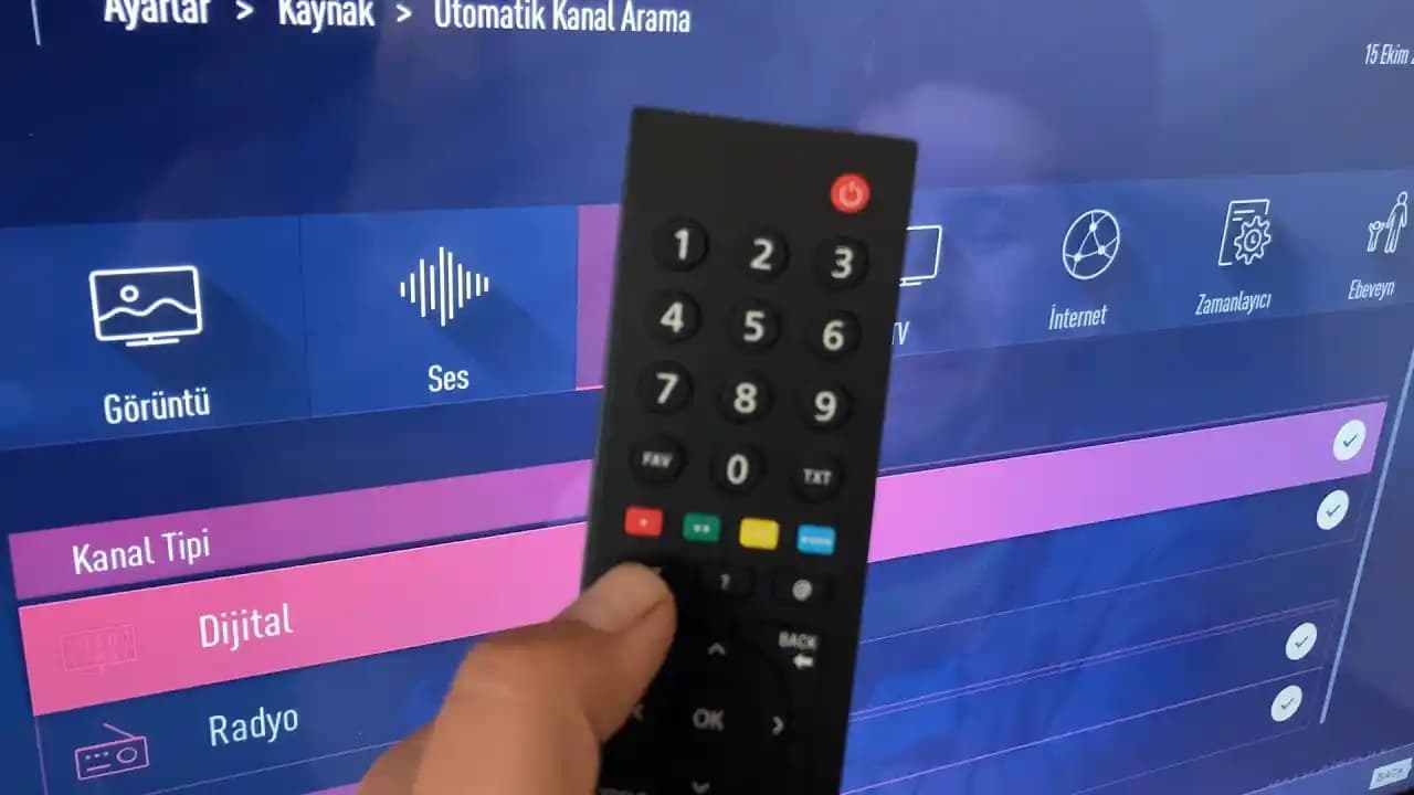 2025'te Televizyon Kanal Arama Sanatı: İzleme Keyfinizi Artıracak 5 İpucu