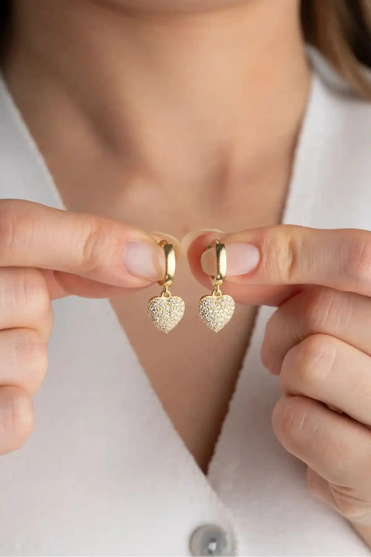 925 Ayar Güçüş Nedir ve Takı Kalitesinde Nasıl Bir Rol Oynar