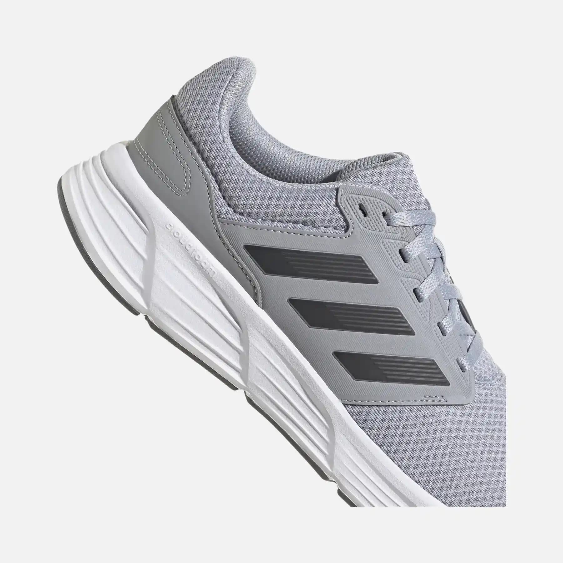 adidas Galaxy 6 Çevre Dostu Spor Ayakkabıları Sürdürülebilir Tasarım ve Şıklık Bir Arada