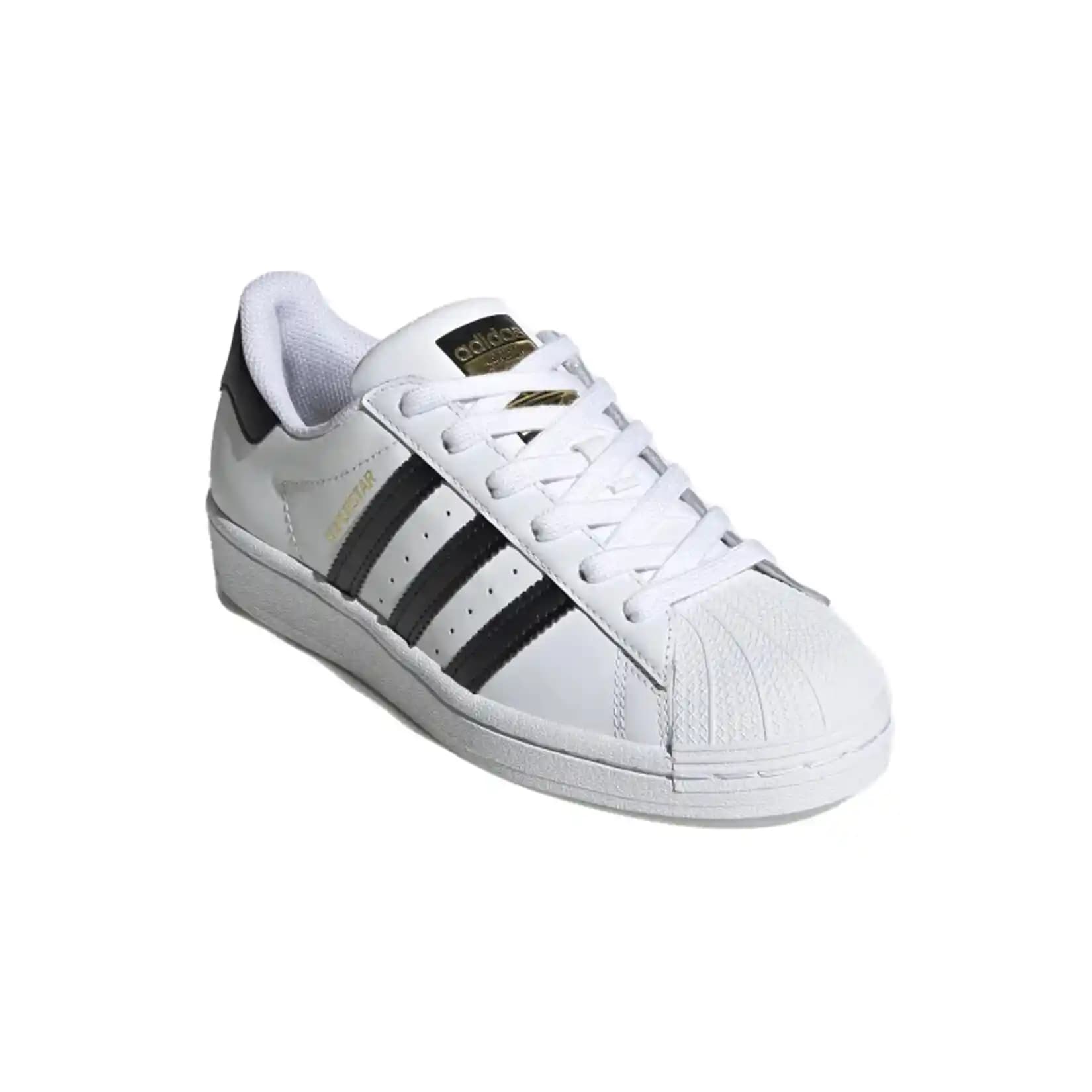 Adidas Kadın 35 Numara Spor Ayakkabıları: Güncel Trendler ve Kullanıcı Deneyimleri