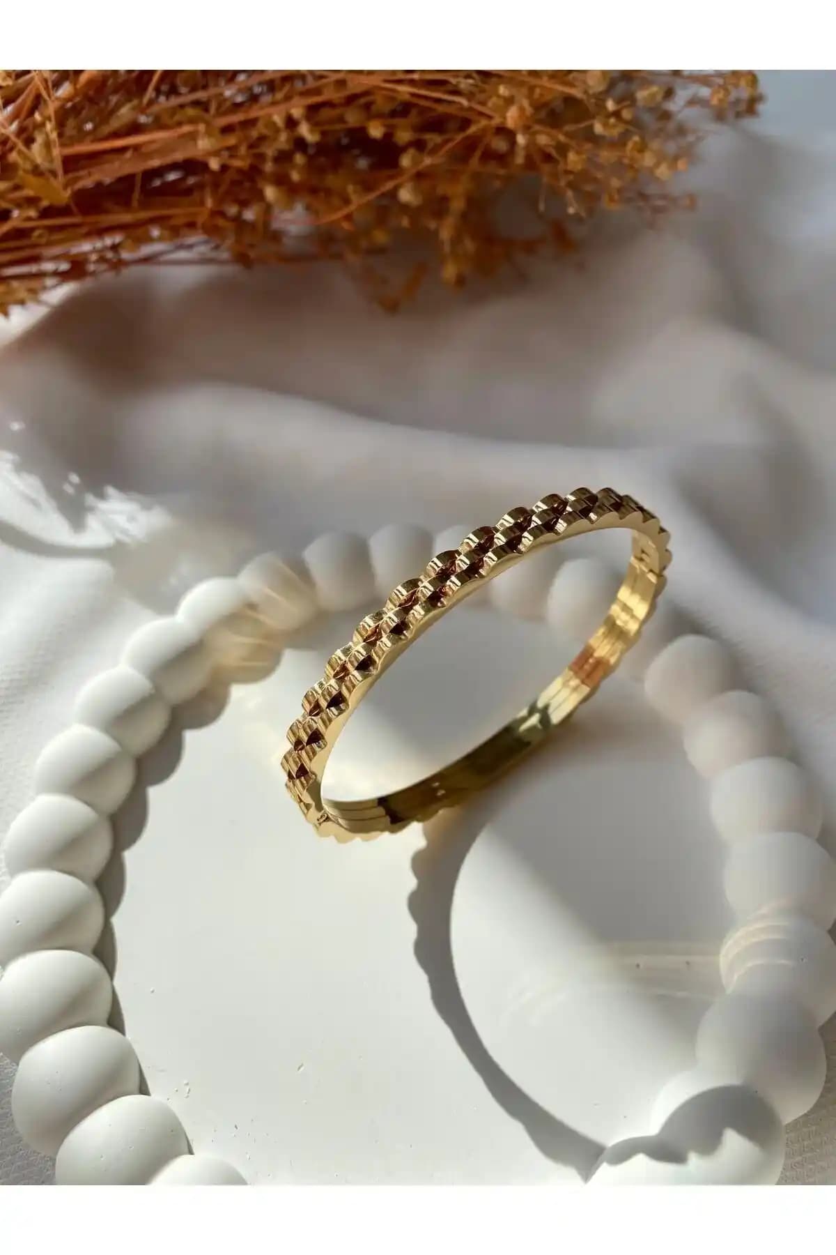 Aksesuar Marka Bileklik Kıyaslaması: Samsung Galaxy Modelleri ve Güncel Trendler