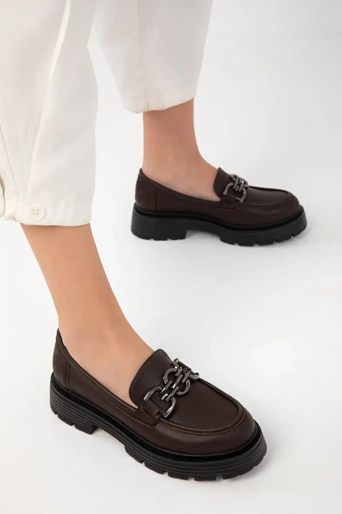 Altuntaş ve Soho Kadın Ayakkabıları: Tasarım ve Kalitenin Buluşması Hakkında Detaylı İnceleme