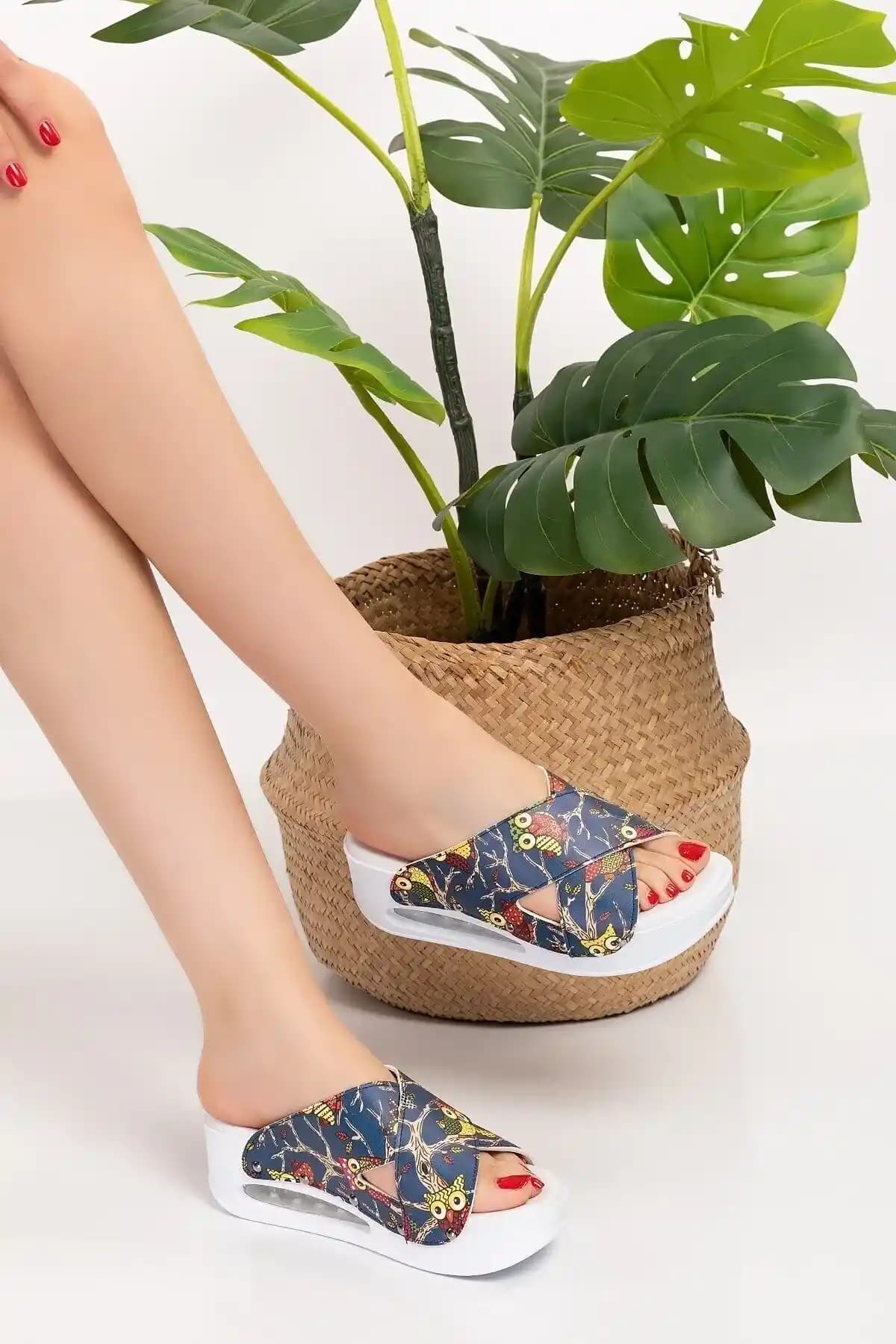 Baykuş Temalı Terlikler: Rahatlık ve Şıklığı Bir Arada Sunan Modeller