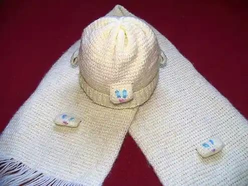 Bebekler İçin Güvenli ve Şık Atkı Modelleri: Malzeme ve Tasarım Önerileri