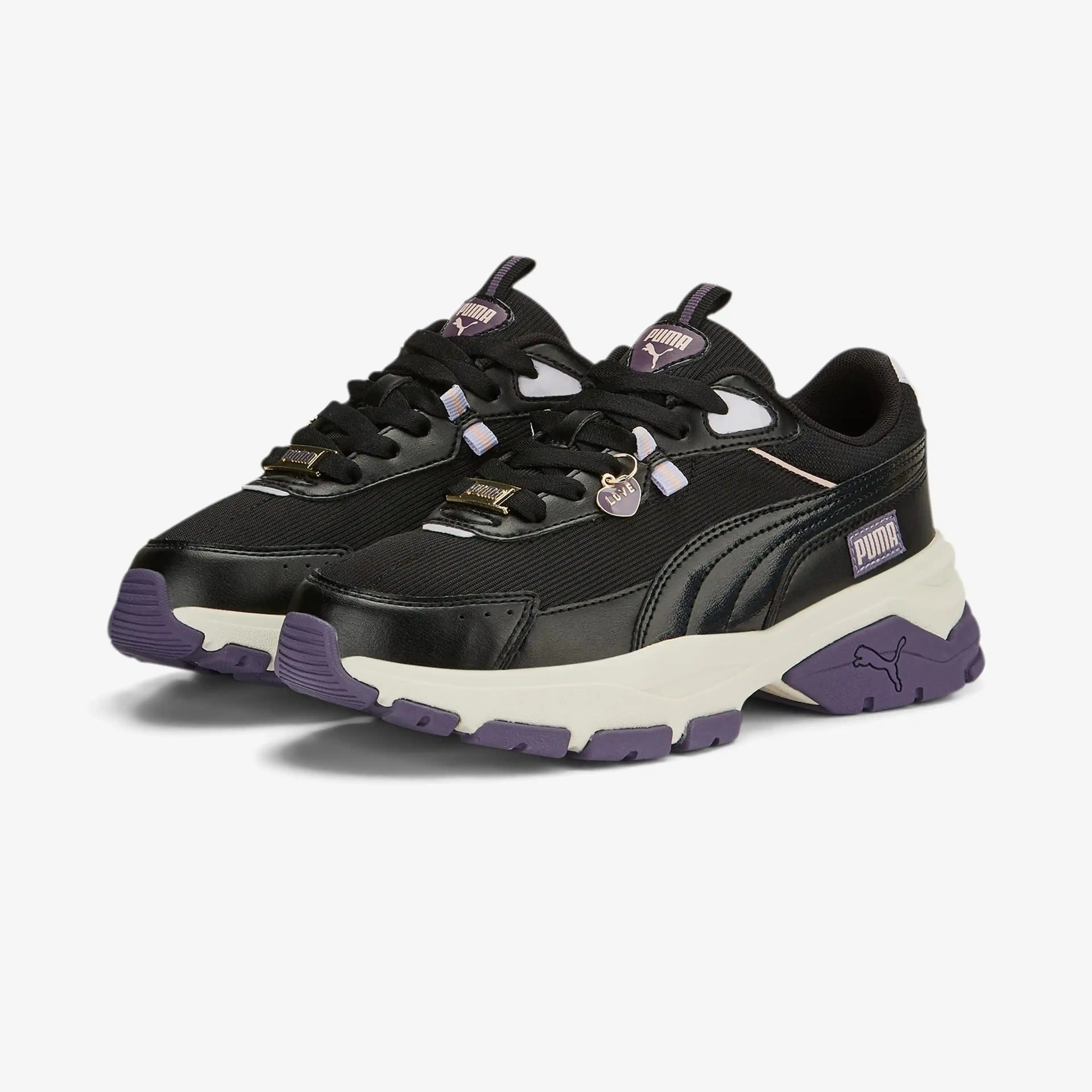 Cassia Via Charms Kadın Sneaker Modelleriyle Güncel Trendleri Yakalayın