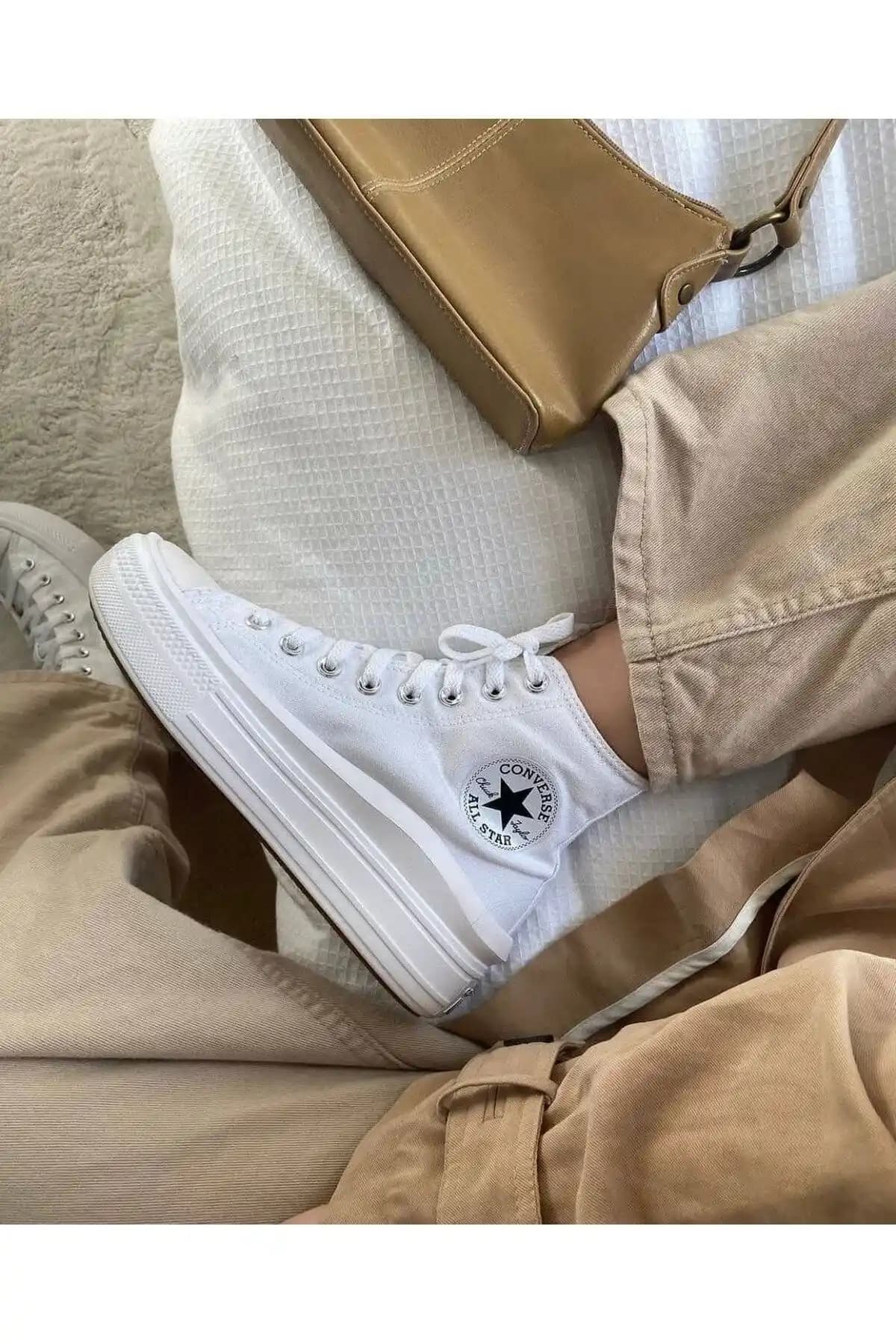 Converse Kadın Ayakkabıları Günlük Kullanım İçin Konfor ve Şıklık Sunar