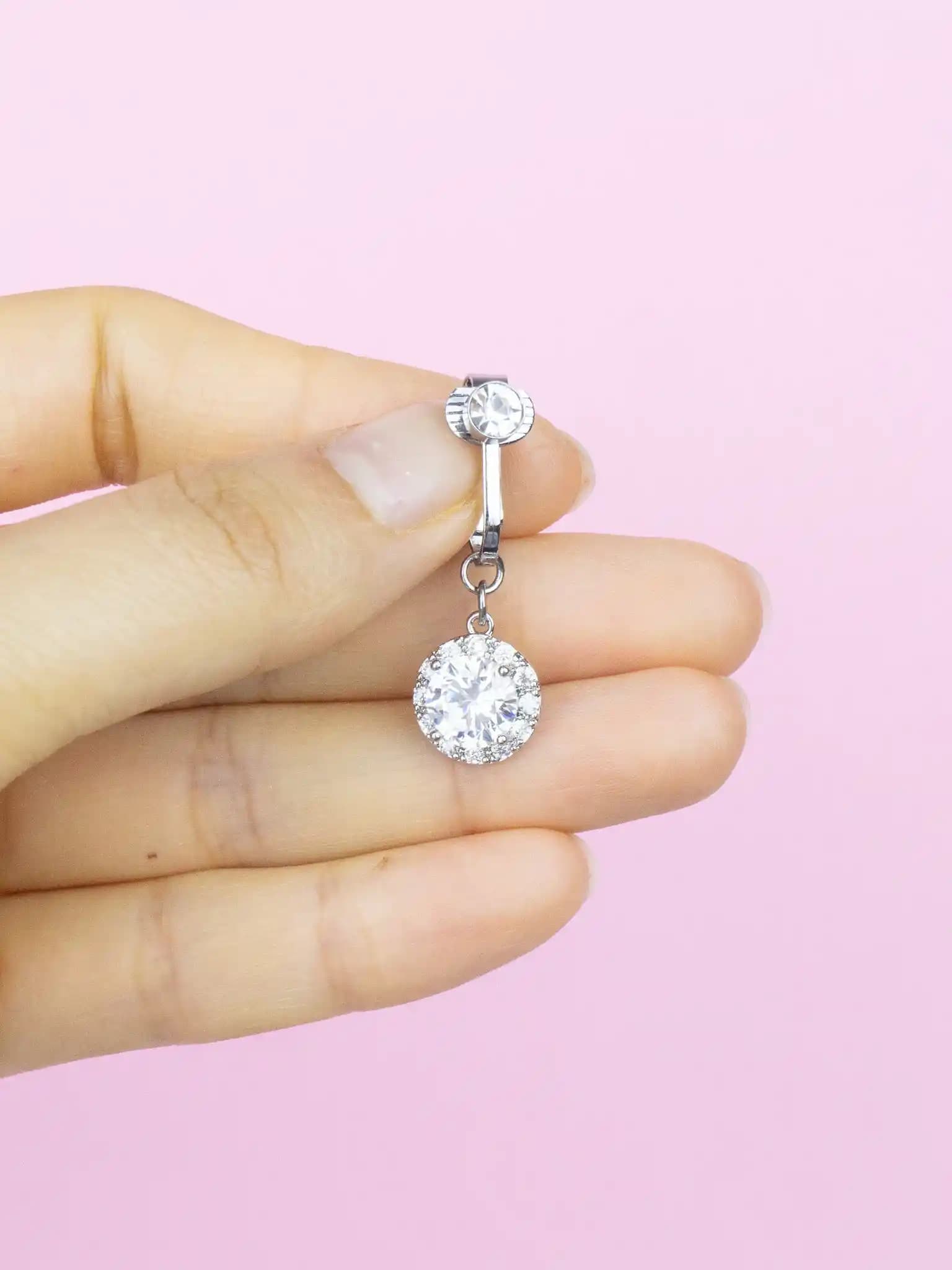 Deliksiz Göbek Piercing Alternatifleri: Estetik ve Konfor Sunan Çözüm Seçenekleri