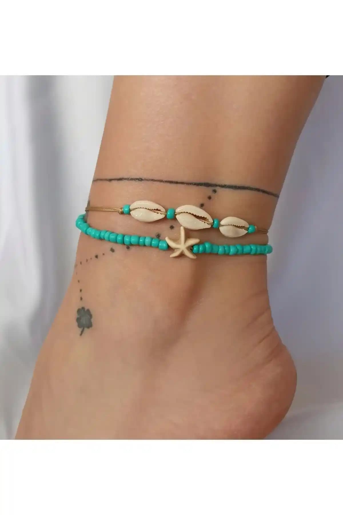 Denizdenal Halhal ve Sahmeran Bilekliklerin Tasarım, Malzeme ve Kullanım Farklılıkları