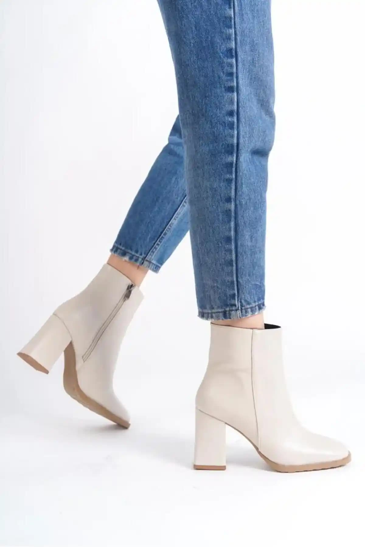 Elite Kut burun topuklu bot: dayanıklı ve şık kış ayakkabısı seçeneği