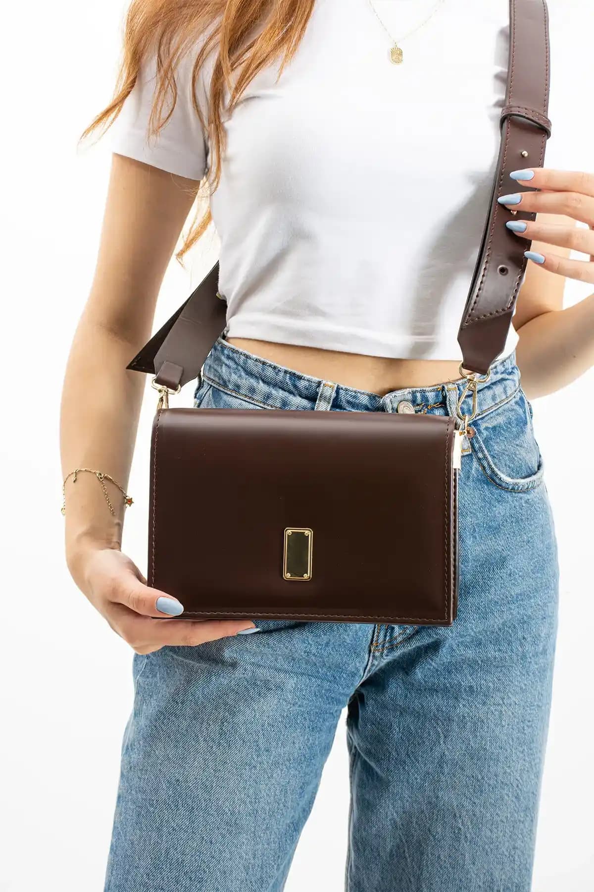 Estute Omuz Çantası Özellikleri ve Kullanım Alanları Hakkında Detaylı Bilgi