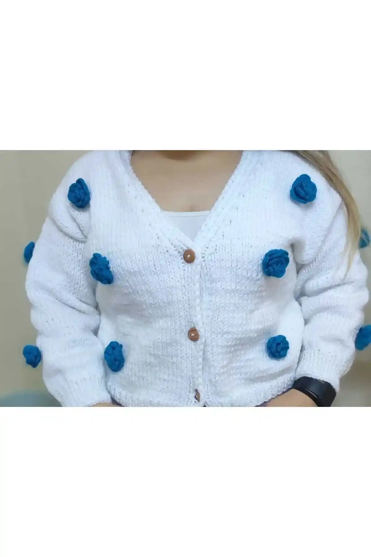 Fata Morgana Aksesuarlarında Renk Seçenekleri Beyaz ve Mavi ile Kişisel Tarz ve Koruma