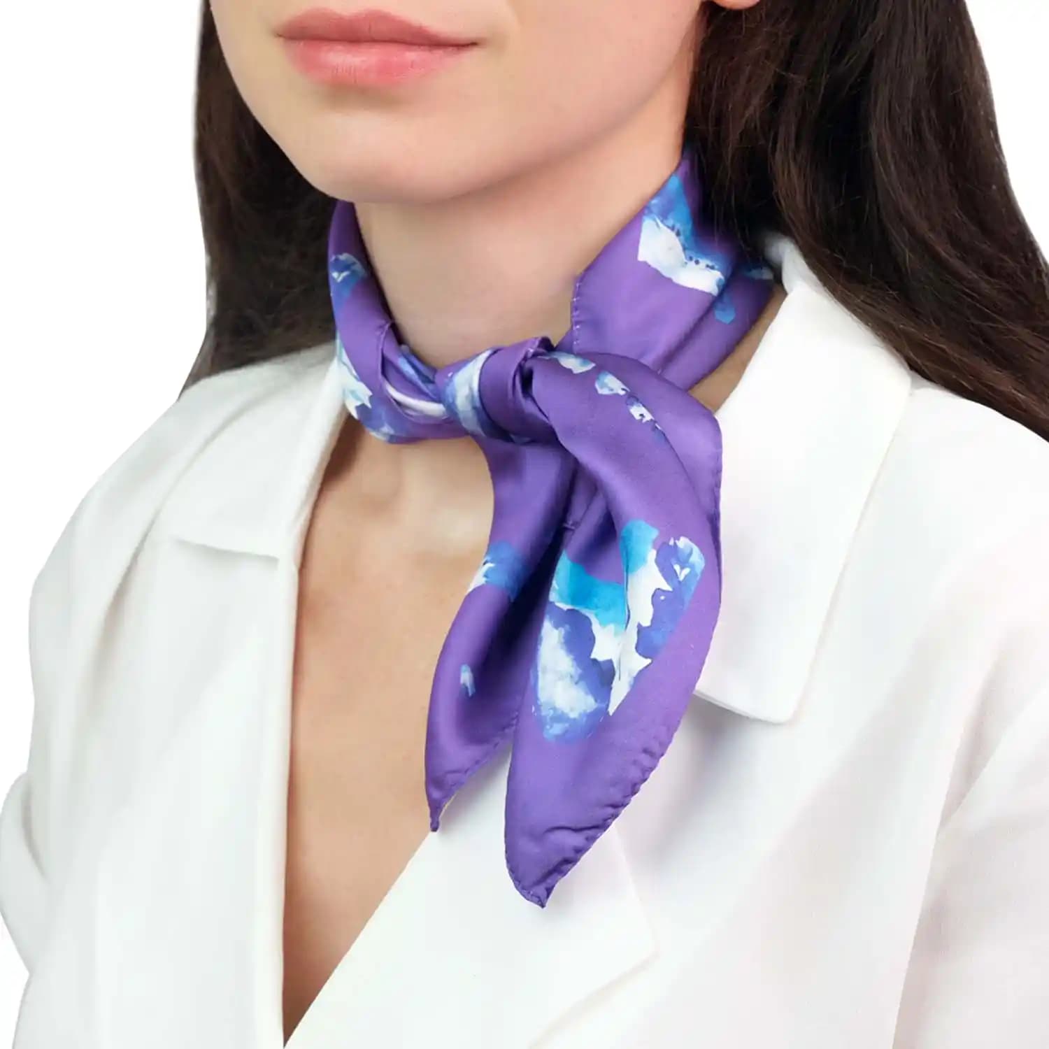 Fular Aksesuarının Günlük ve Şık Kullanımı: Malzeme, Tasarım ve Çok Yönlü Kullanım Özellikleri