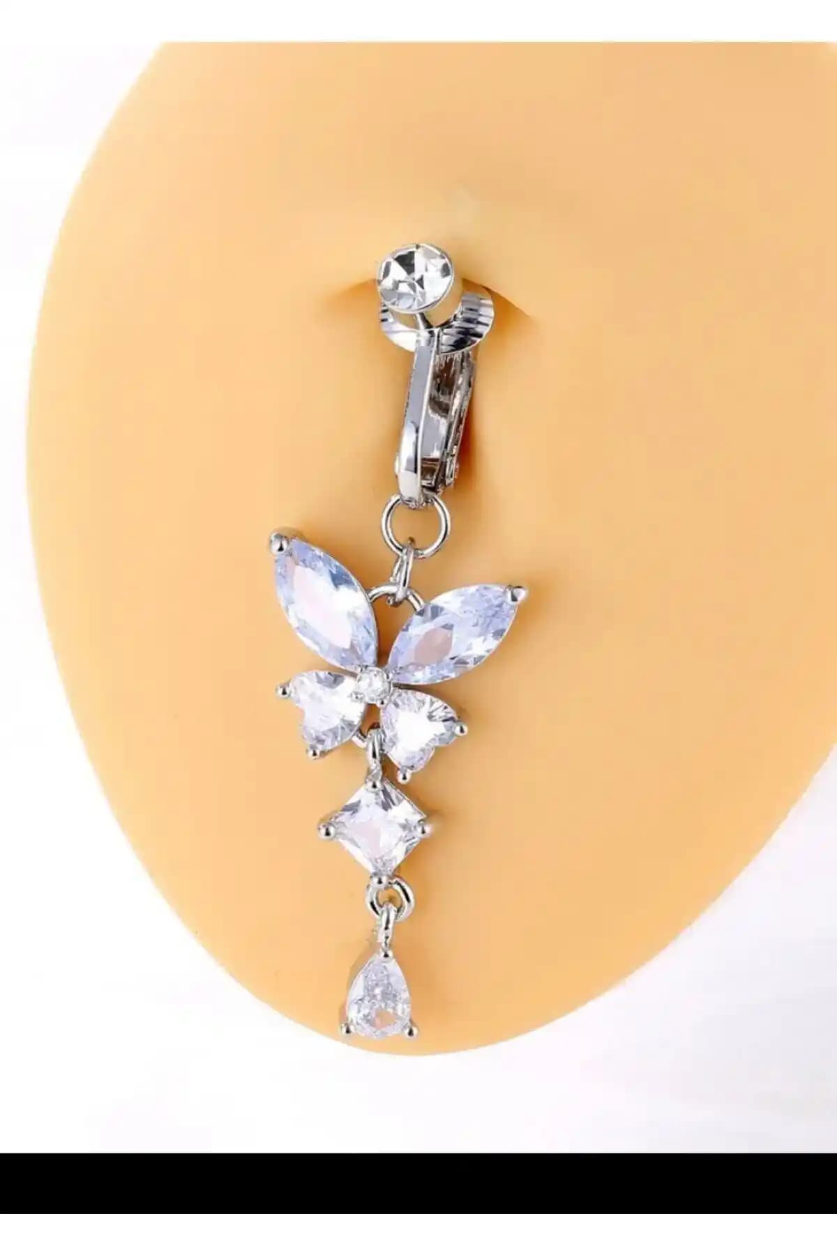 Göbek Piercingleri ve Sahte Klipsler: Güvenli Kullanım İpuçları ve Dikkat Edilmesi Gerekenler