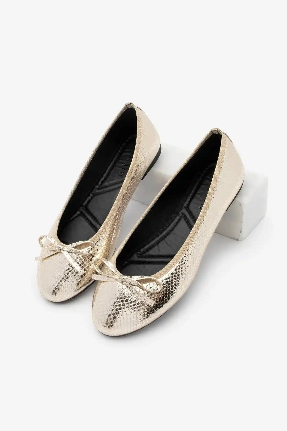 Günlük Konforlu Kadın Babetleri: Rahat ve Şık Ayakkabı Seçenekleri