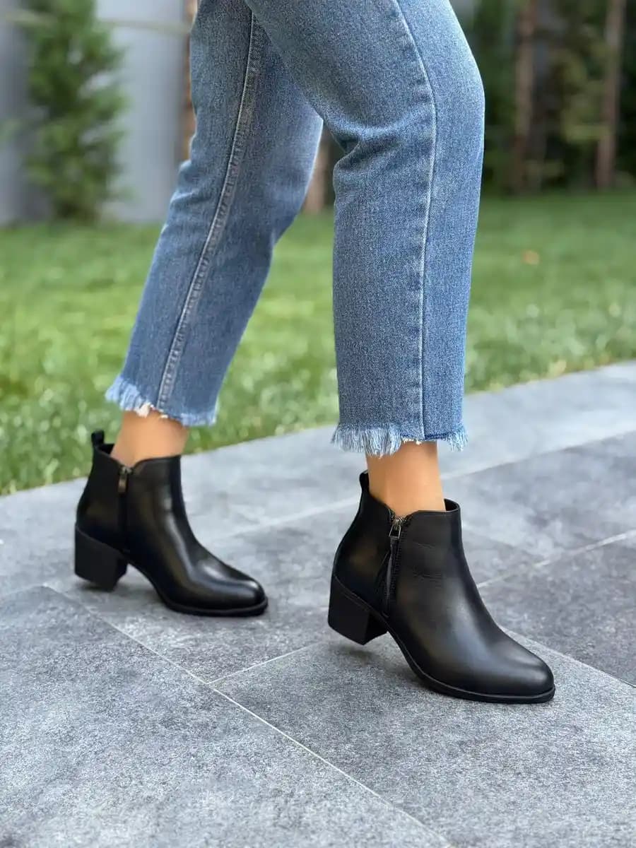 Günlük Kullanım İçin Uygun Şık ve Rahat Topuklu Bot Seçenekleri