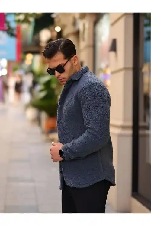 Kış Aylarında Erkek Gömlekleri ve Modern Tasarımlarla Şıklık Yaratma Rehberi