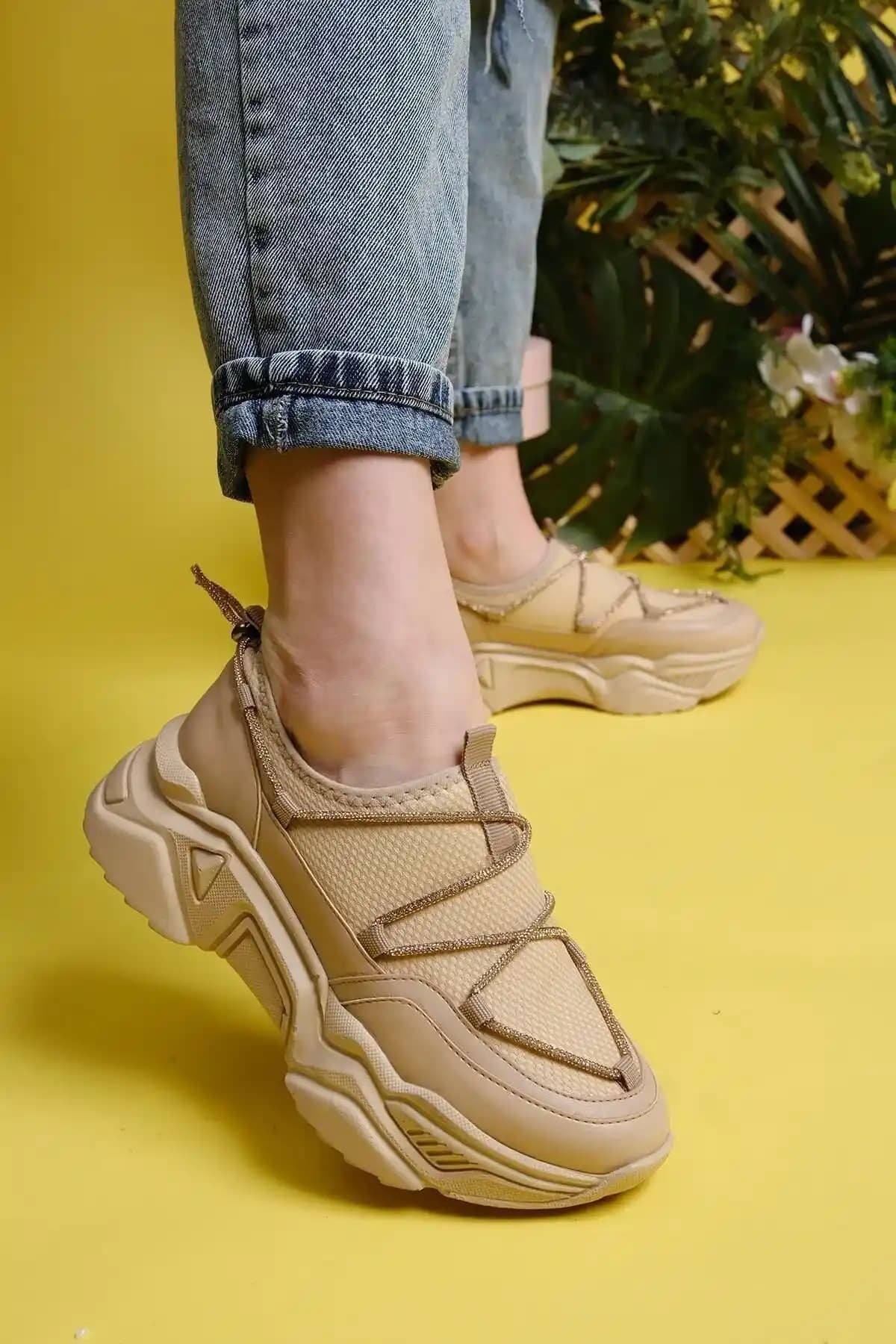 Mackrock Kadın Sneakerları ve Oksit Teknolojisinin Detaylı Analizi