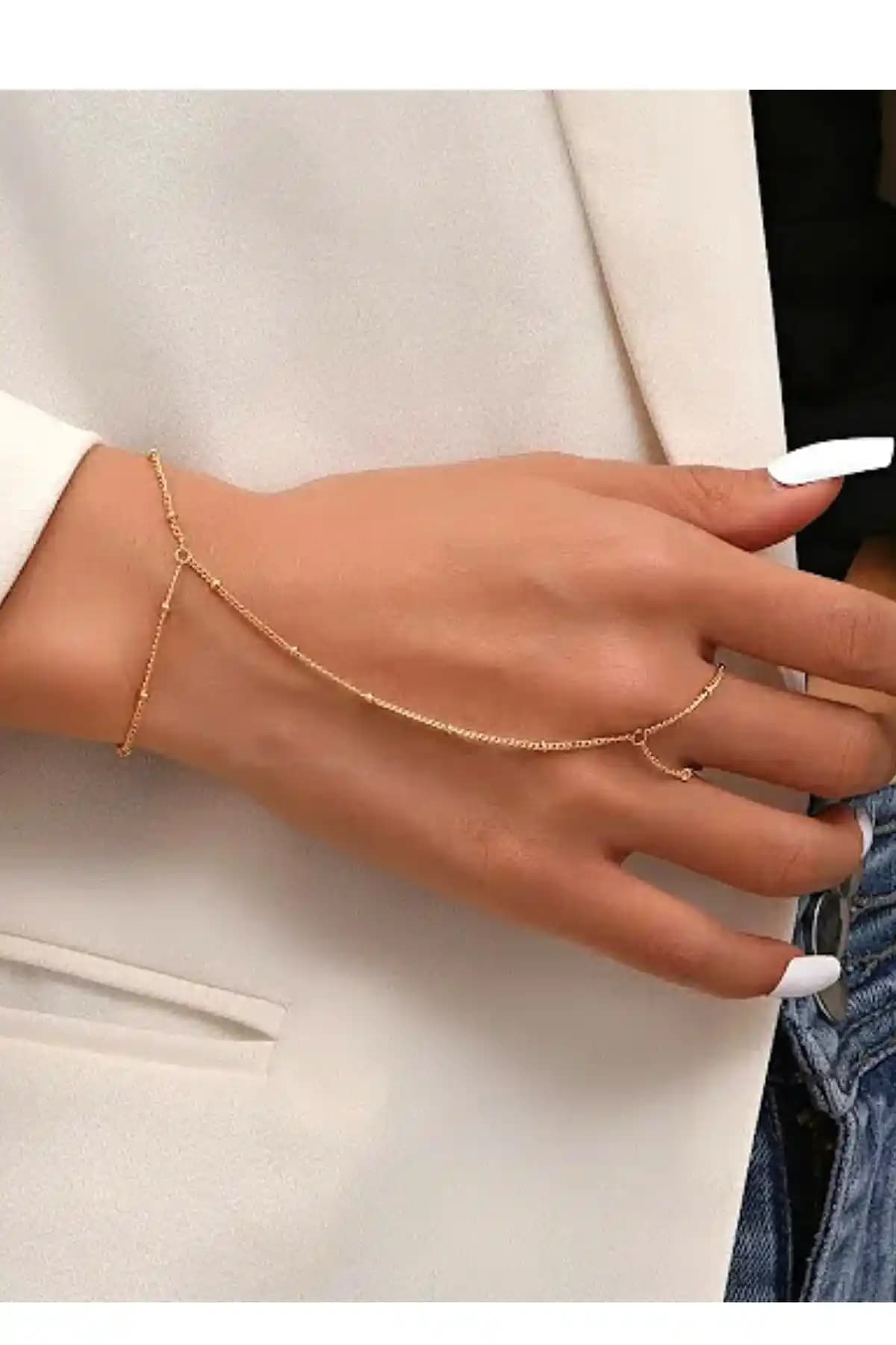 Zincirli Sahmeran Bileklikler: Modern ve Geleneksel Tasarımlarla Şıklık Yaratın