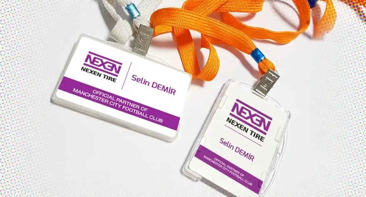 Yaka Kartı Boyutları ve Standartlar: Kullanım ve Özelleştirme İpuçları