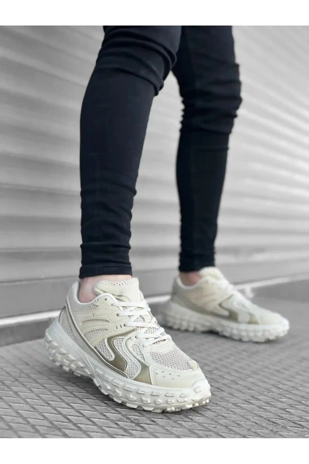 Erkekler İçin Sneakers Seçimi ve Stil Önerileri Günlük ve Spor Kullanım İçin