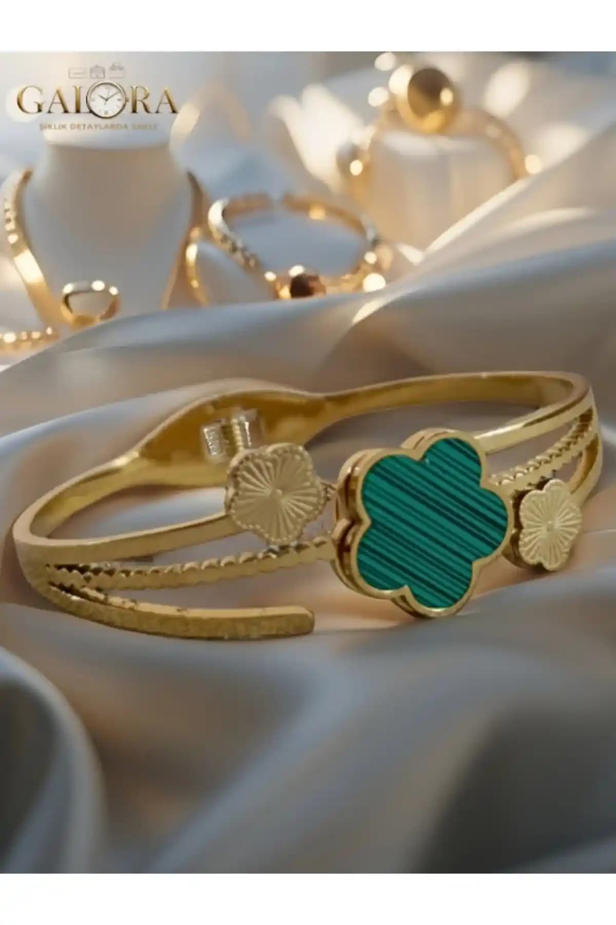 Kadın Dorika Çelik Bileklikler: Zarif Tasarım ve Dayanıklılık Özellikleri