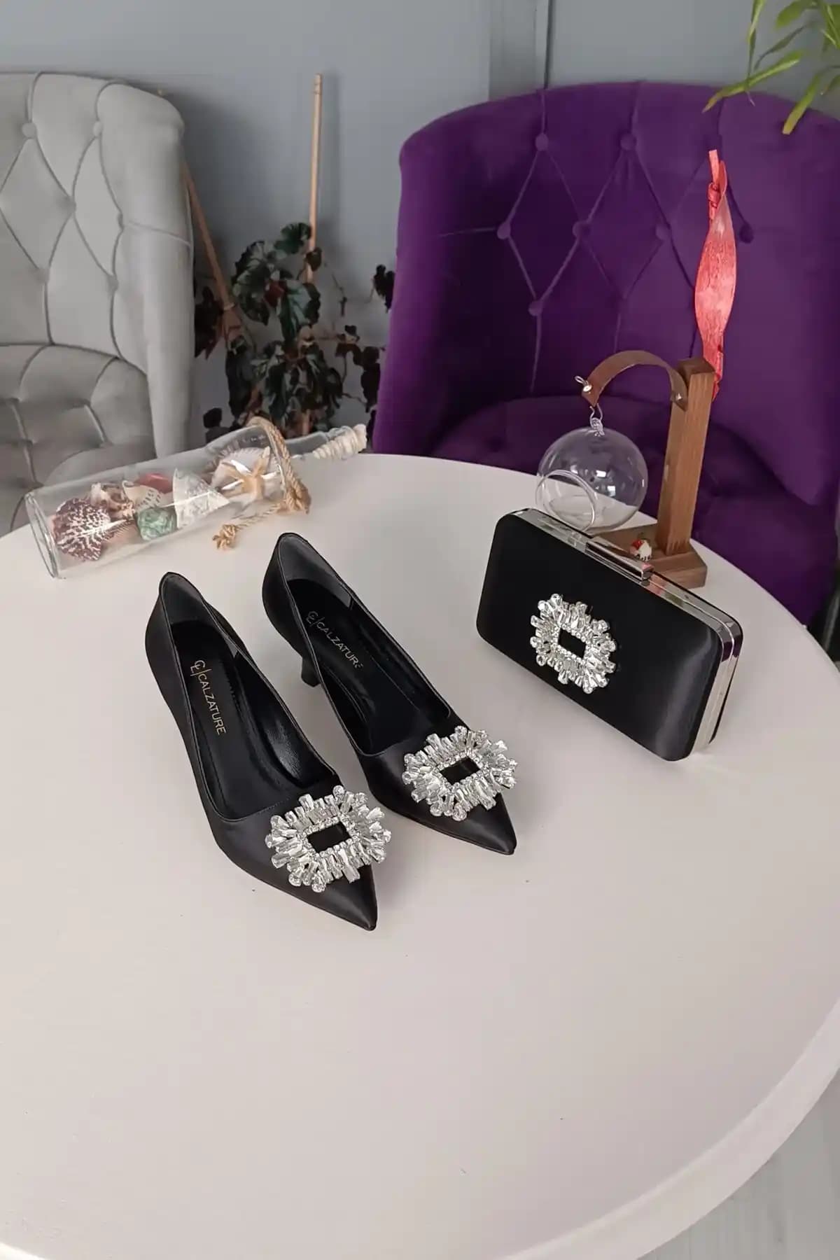 Kadınlar Günü Kutlamalarında Şık Ayakkabı ve Çanta Seçimiyle Anlamlı Bir Gün Yaratın