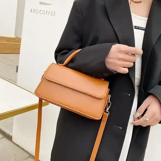 Kadınlar İçin Güncel Trendlerle Stil Sahibi Omuz Çantası Seçim Rehberi