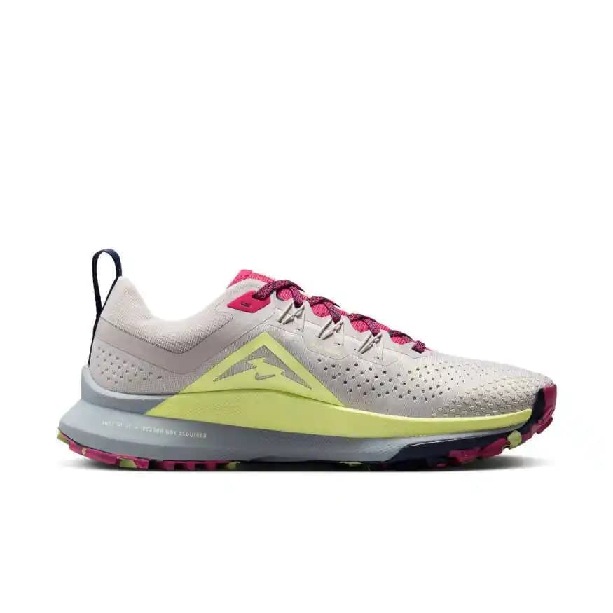 Kadınlar İçin Konforlu ve Performanslı Trail Koşu Ayakkabıları Özellikleri ve Kullanım İpuçları