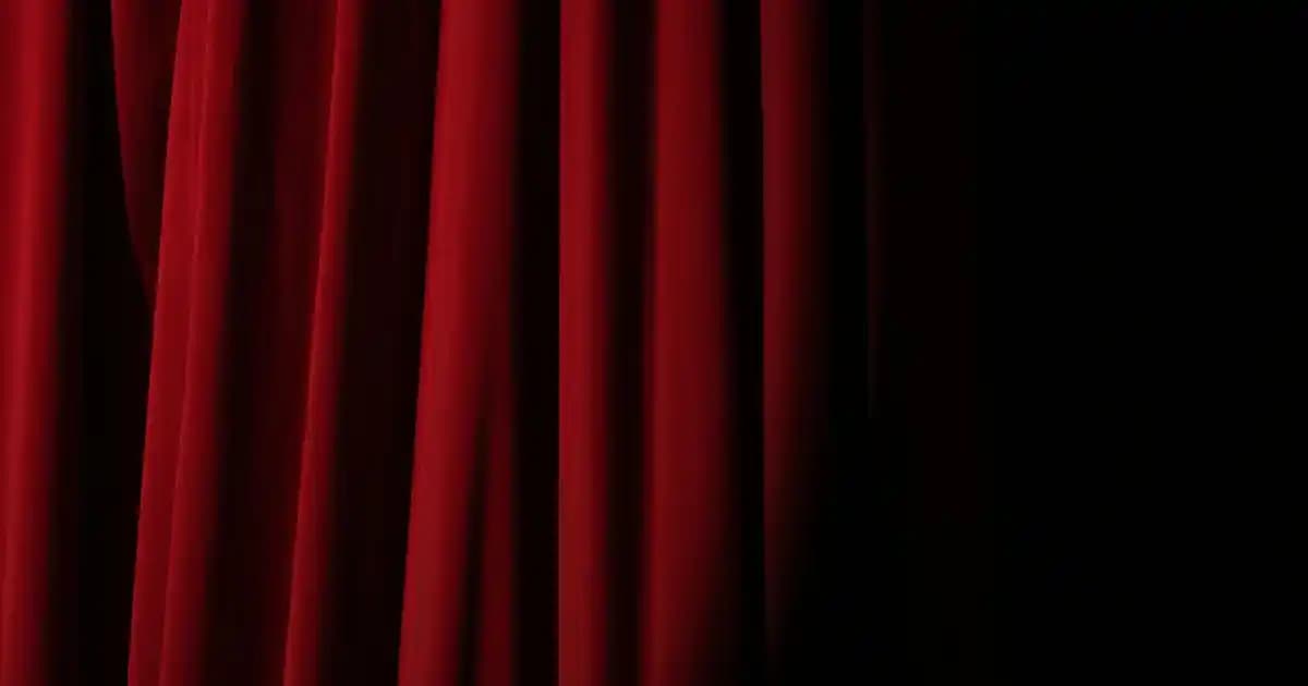 Kadınlar İçin Sıcak ve Konforlu Ev Terlikleri: Tasarım ve Malzeme Seçenekleri