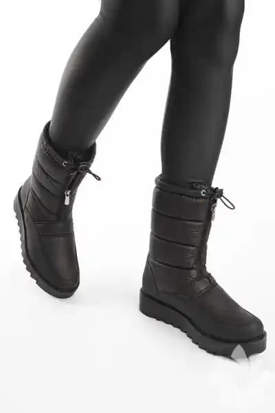 Kadınlar İçin Sıcak ve Şık Kar Botları Modelleri ve Özellikleri