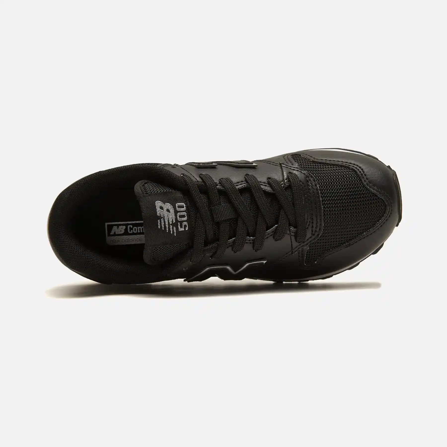 Kadınlara Özel Spor Ayakkabıları: Özellikler ve Seçim Kriterleri Hakkında Kapsamlı Bilgi