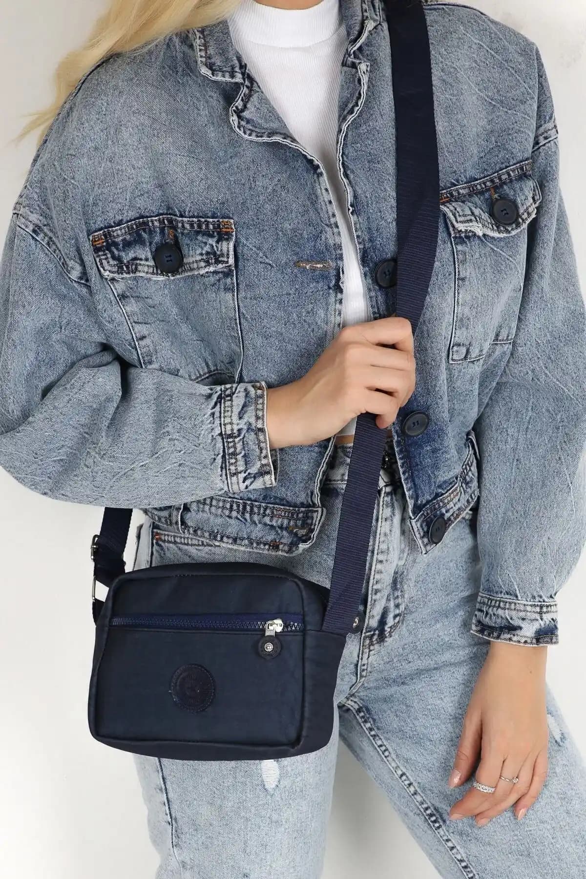 Lacivert Renkli Dayanıklı Çantalar: Özellikleri ve Kullanım Alanları Hakkında Detaylı Bilgi