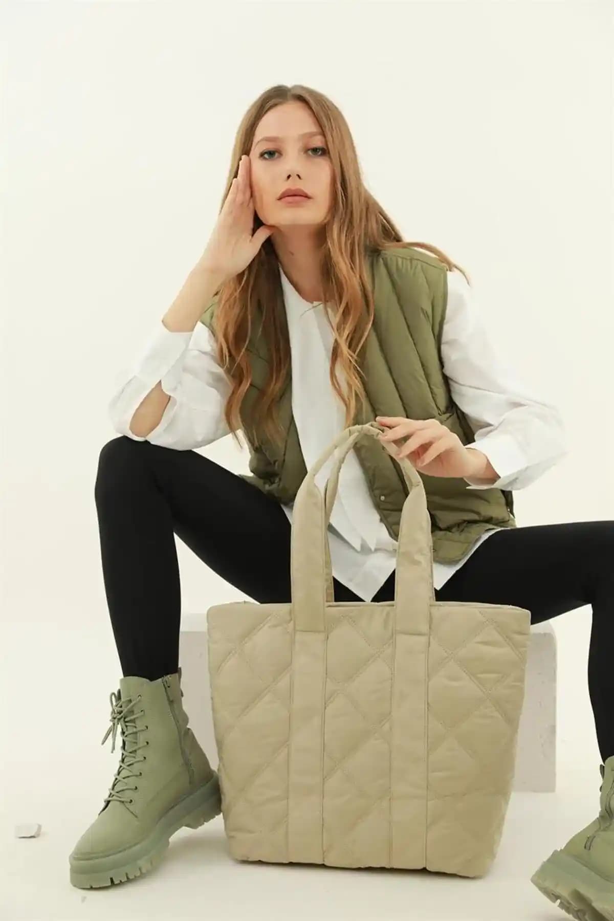 Madamra Puf Çanta Renk Alternatifleri ve Dekorasyon İçin Kullanım İpuçları