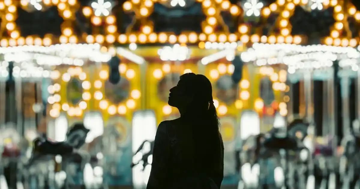 Motif Çanta Yapımı Rehberi: Malzeme Seçimi ve Dikiş Teknikleriyle Kendi Çantanızı Tasarlayın