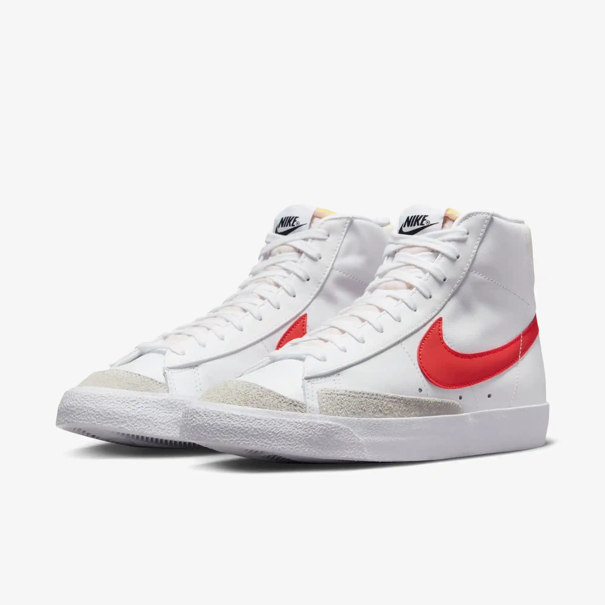 Nike Blazer Erkekler İçin Şık ve Dayanıklı Çok Yönlü Ayakkabı Modeli