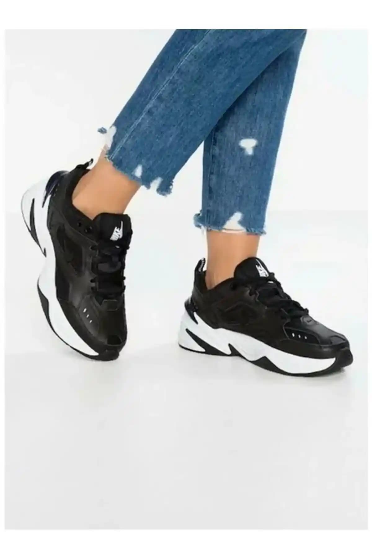 Nike Büyük Numara Spor Ayakkabıları Konfor ve Tasarım Özellikleri Hakkında Bilgi