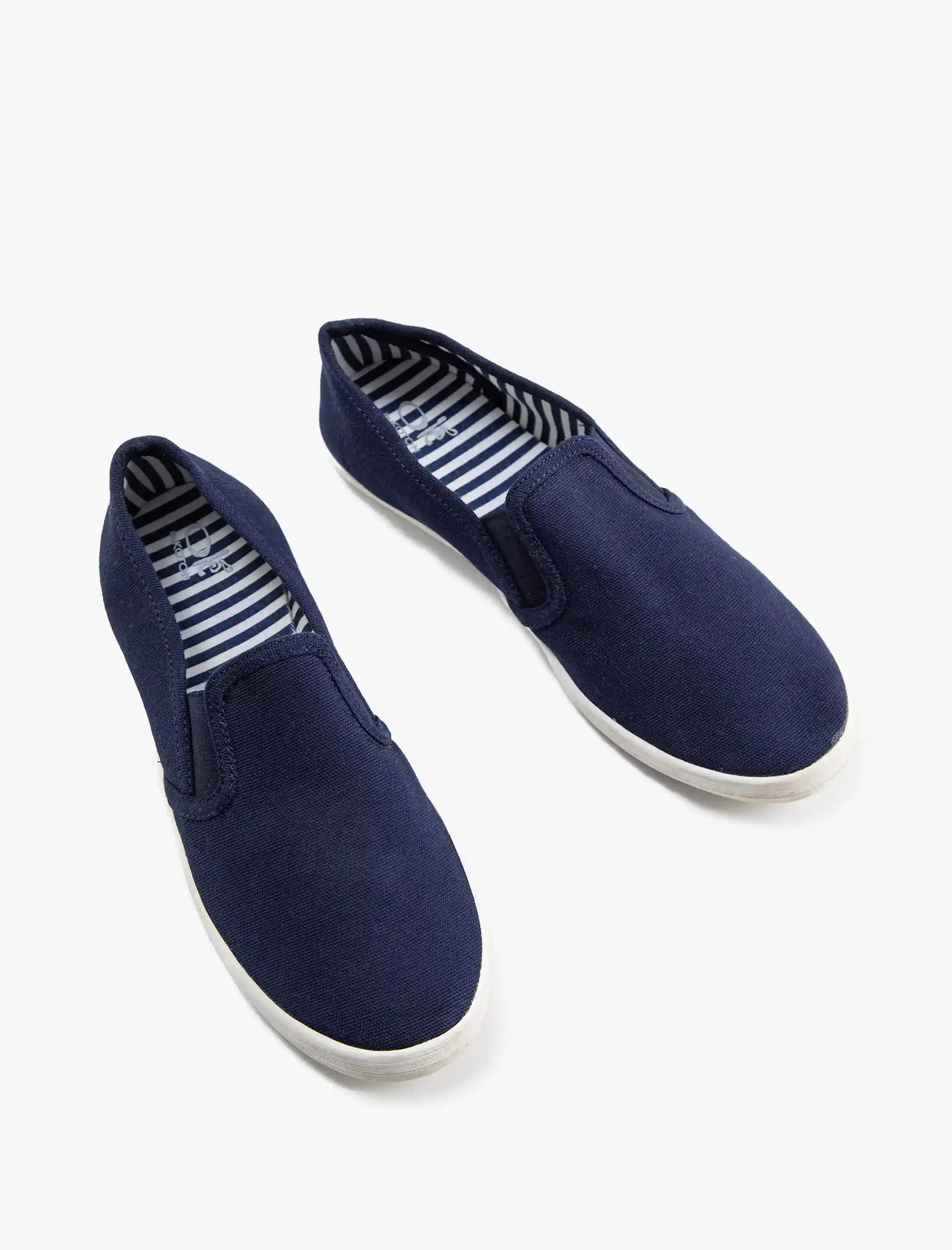 Premium Bez Çanta Ayakkabılar: Şıklık ve Dayanıklılığın Modern Buluşması