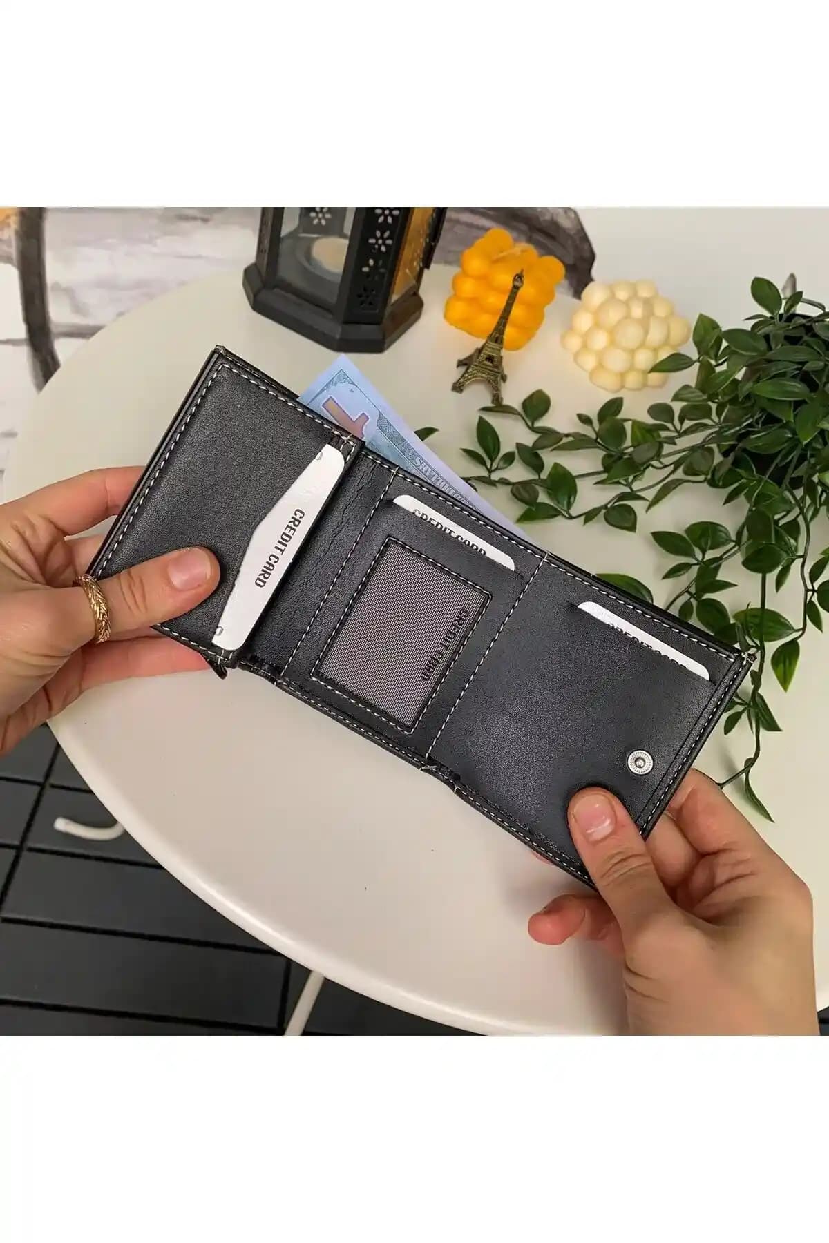 RFID Korumalı Unisex Kartlıklar: Güvenlik ve Tasarım Trendleri 2023