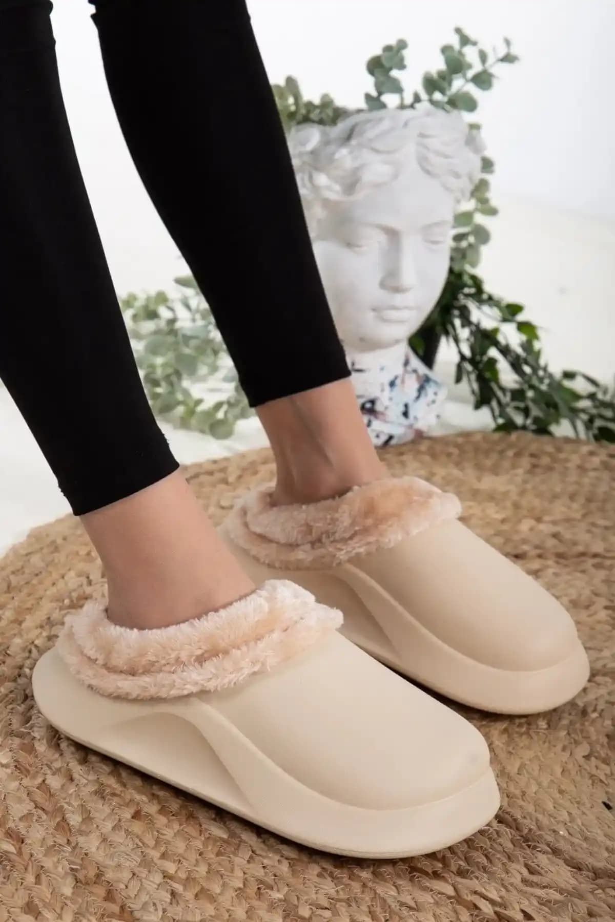 Sıcak Tutucu ve Şık Kışlık Terlikler: Konfor ve Estetiğin Birleşimi