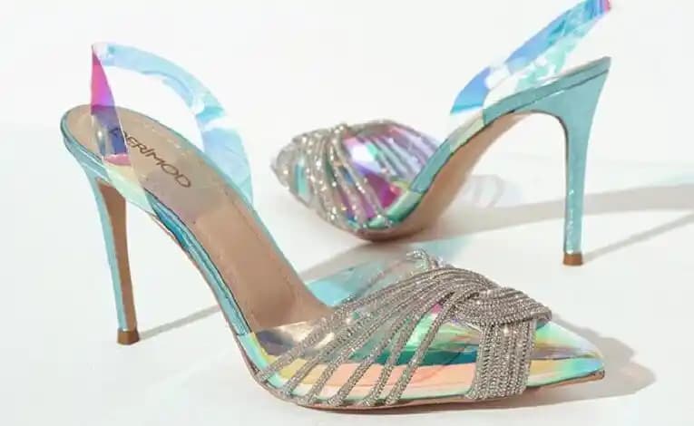 Topuklu Ayakkabılar: Şıklık ve Rahatlık Arasındaki Dengeyi Sağlayan Tasarım ve Trendler