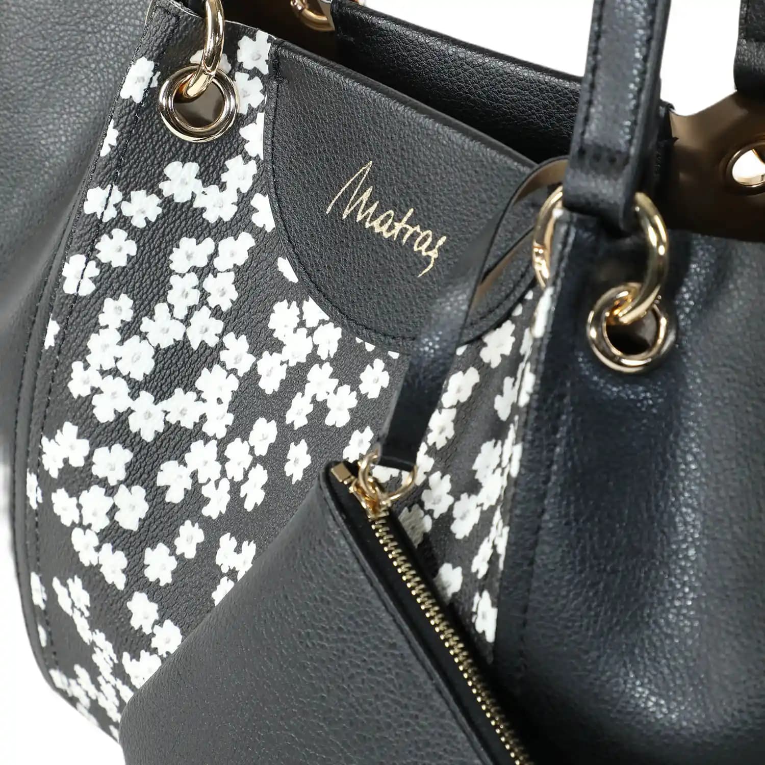 Vegan Deri Kadın Çantaları: Şıklık ve Fonksiyonelliği Bir Arada Sunan Trendler