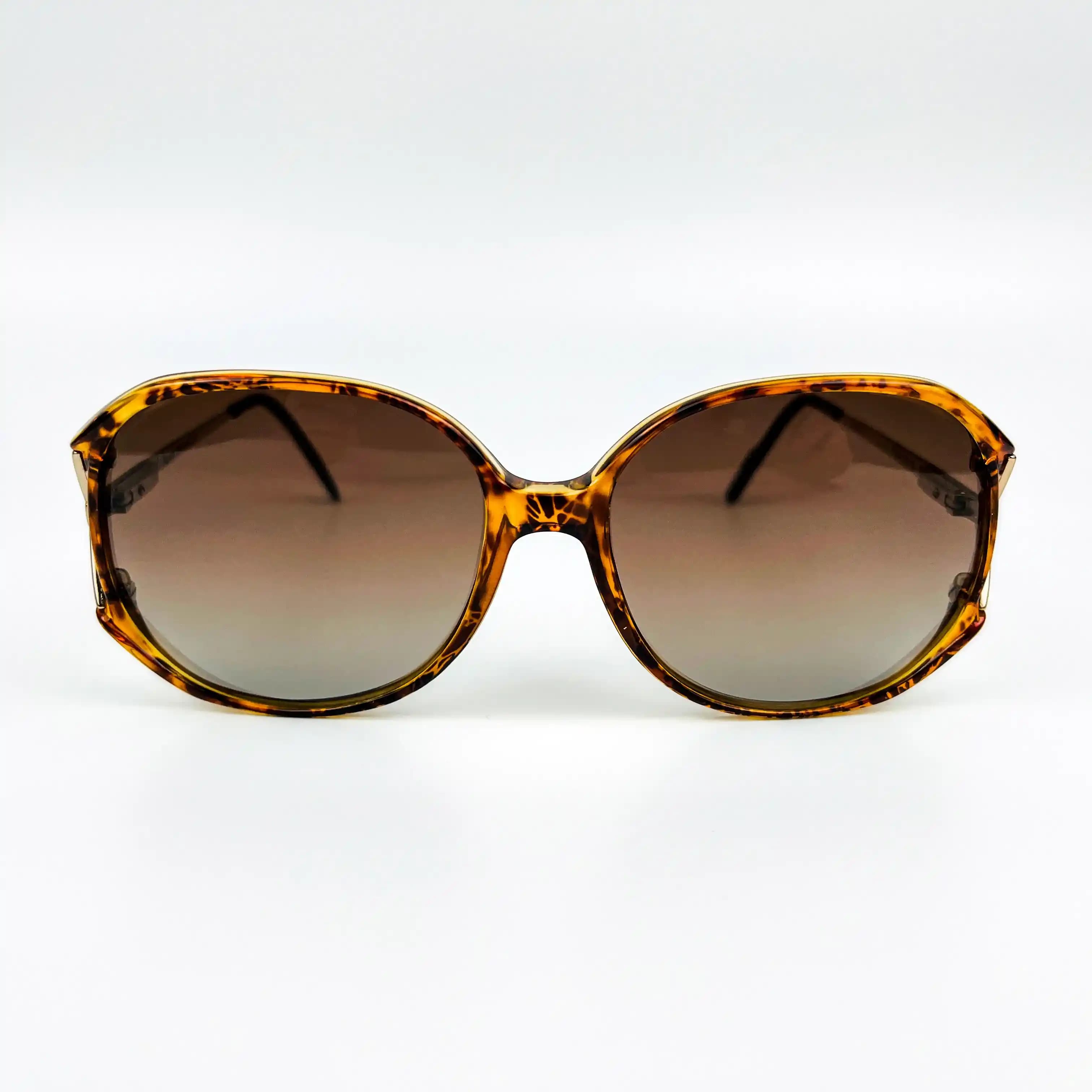 Vintage Kemik Güneş Gözlükleri: Doğal Malzeme ve Şık Tasarımlarla Öne Çıkan Modeller