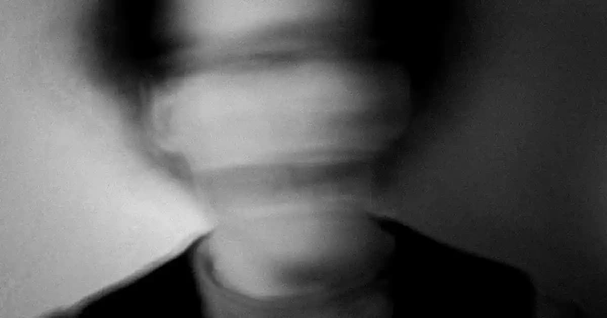 Vintage UV Korumalı Güneş Gözlükleri: Moda ve Göz Sağlığını Bir Arada Sunar