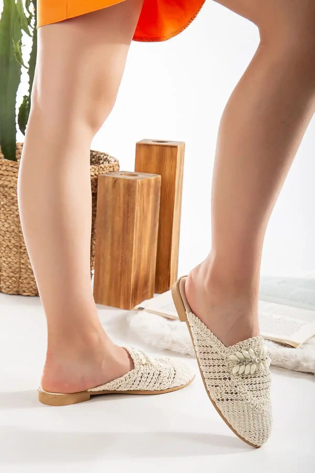 Yazlık ve Günlük Kullanım İçin Slipcat Terliklerin Tasarımı ve Malzeme Özellikleri