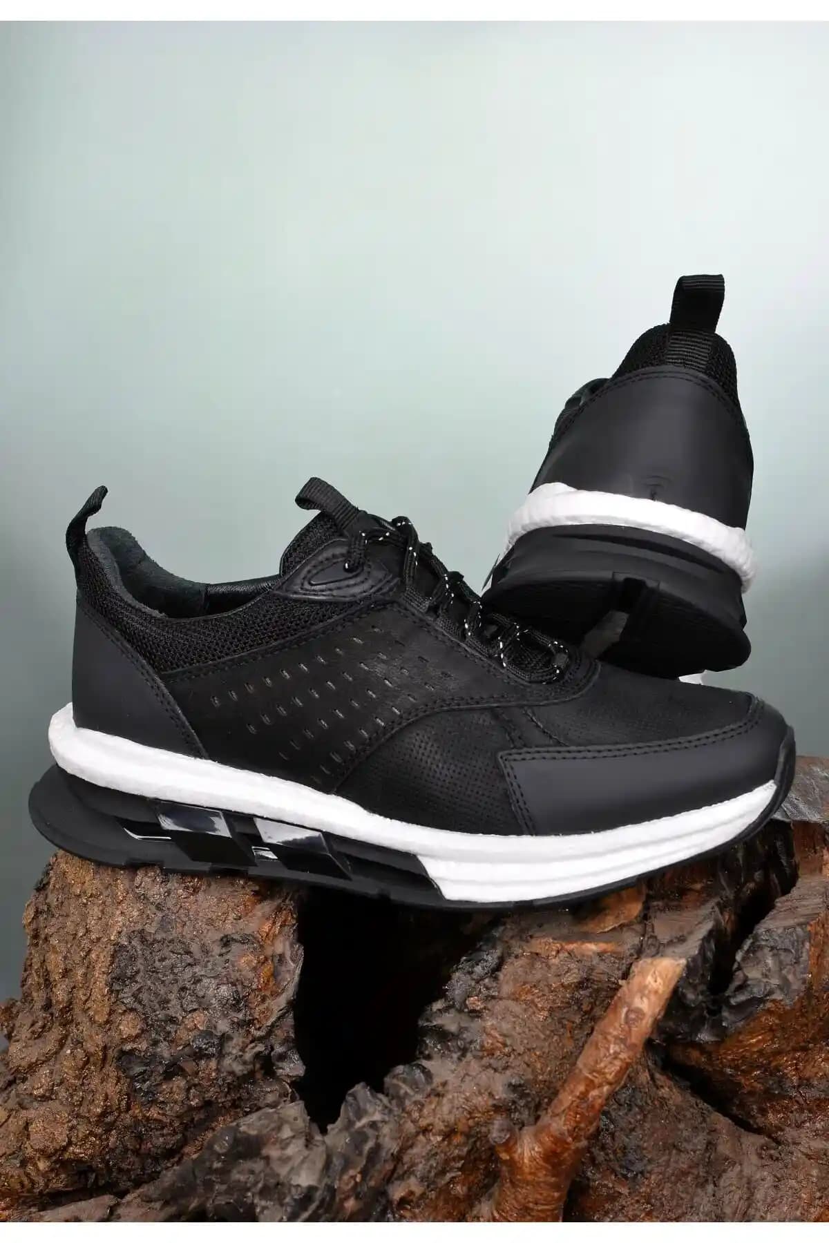 Yenilikçi ve Konforlu Ayakkabılar: Modern Tasarım ve Ergonominin Birleşimi