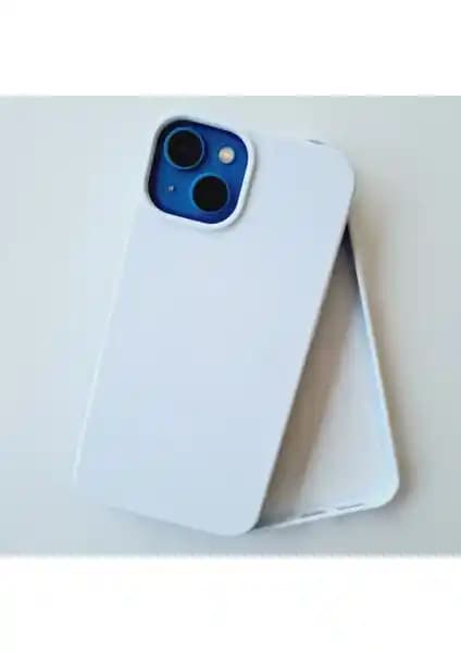 iPhone 13 ve iPhone 15 için silikon kadife kılıf karşılaştırması ve özellikleri