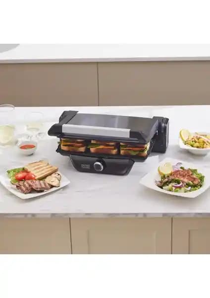 Karaca Tost Makinesi Karşılaştırması: Gastro Diamond ve Pearl White modelleri