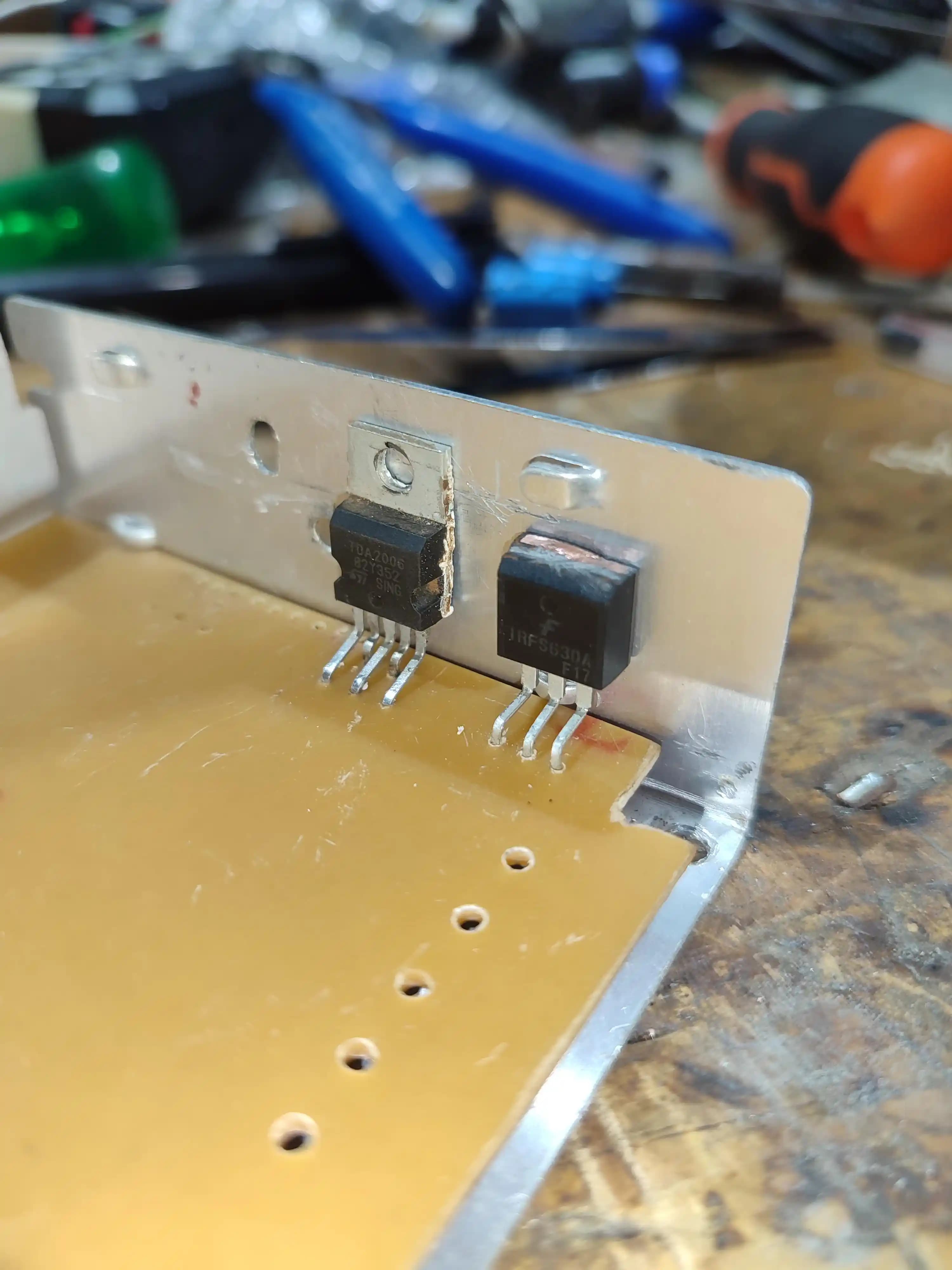 TO-220 Paketli MOSFET'lerde Isı Dağılımı ve Montaj Teknikleri Üzerine Teknik İnceleme